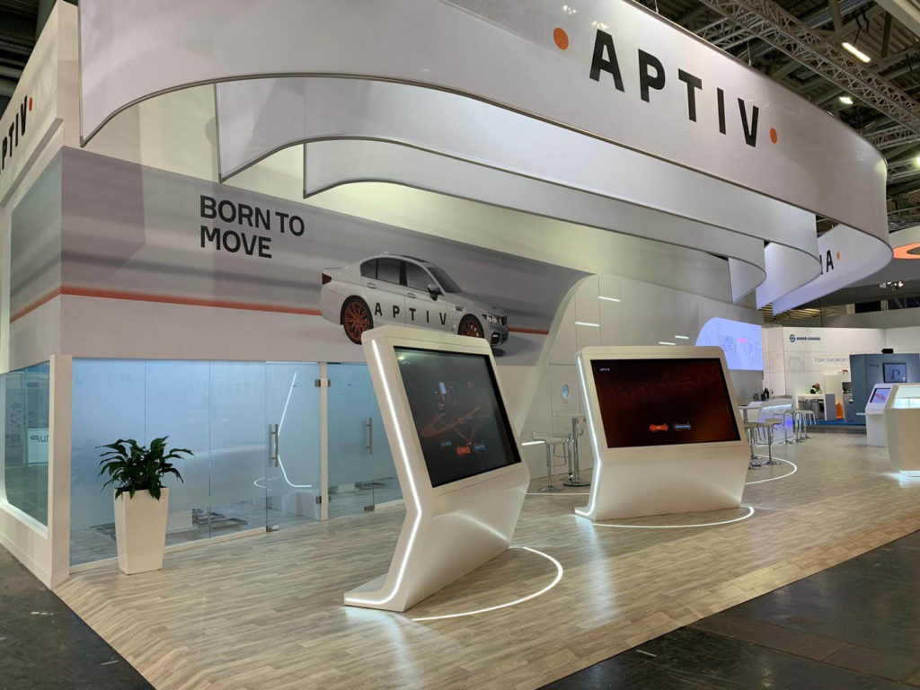 Stoisko targowe firmy Aptiv w Monachium